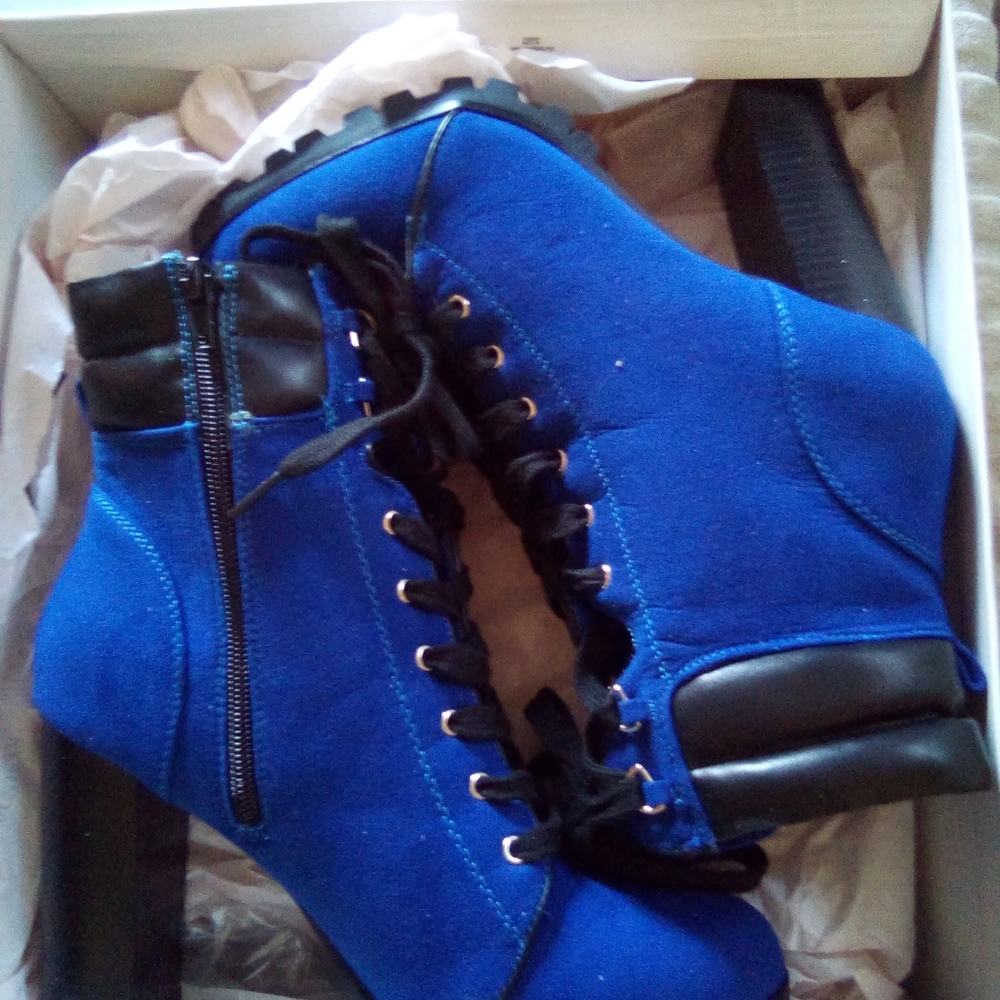 COPY - Botties Audra colbat sz 9